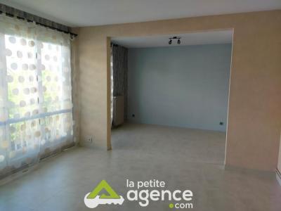 For sale Bourges 3 rooms 73 m2 Cher (18000) photo 4