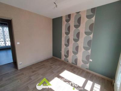 For sale Bourges 3 rooms 73 m2 Cher (18000) photo 0