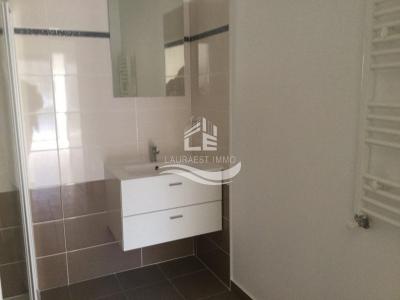 Louer Appartement 48 m2 Nice