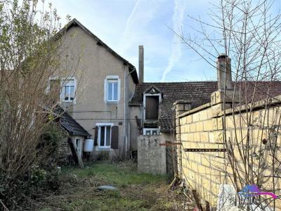 For sale Bessais-le-fromental 8 rooms 208 m2 Cher (18210) photo 2