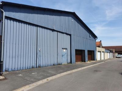 Louer Commerce 380 m2 Marcoing