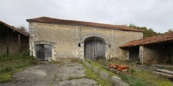 For rent Aubeville 180 m2 Charente (16250) photo 0