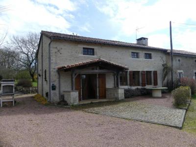 For sale Bouchage 5 rooms 90 m2 Charente (16350) photo 0