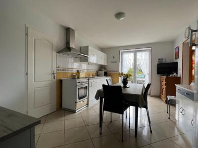 For sale Mauprevoir 6 rooms 174 m2 Vienne (86460) photo 3