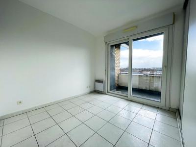 For sale Valenciennes 2 rooms 44 m2 Nord (59300) photo 1