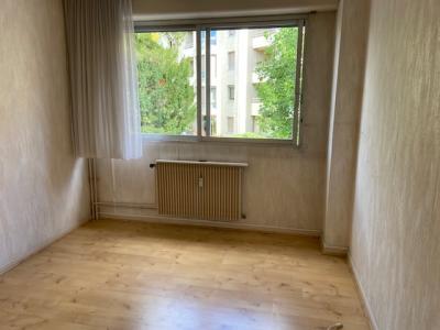 For sale Montbeliard 5 rooms 96 m2 Doubs (25200) photo 2