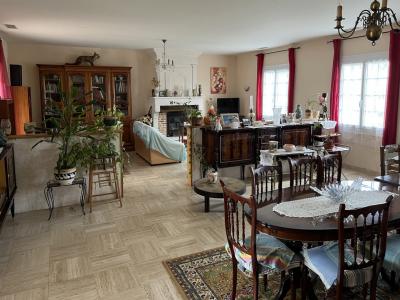 For sale Saint-jean-d'angely ST JEAN D'ANGELY 7 rooms 304 m2 Charente maritime (17400) photo 2