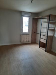 For sale Laval 2 rooms 33 m2 Mayenne (53000) photo 1