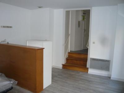 For rent Laval 1 room 22 m2 Mayenne (53000) photo 1