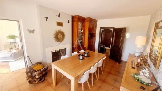 For sale Poussan 5 rooms 206 m2 Herault (34560) photo 4