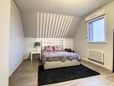 For sale Houplines 5 rooms 149 m2 Nord (59116) photo 2