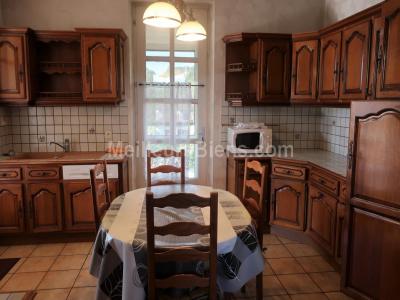 For sale Laroquebrou 8 rooms 170 m2 Cantal (15150) photo 4