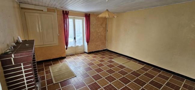 For sale Mauprevoir 5 rooms 73 m2 Vienne (86460) photo 4