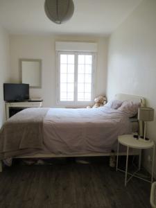 For sale Rochelle CENTRE VILLE 2 rooms 40 m2 Charente maritime (17000) photo 2