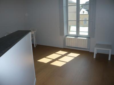 For rent Laval 1 room 20 m2 Mayenne (53000) photo 1
