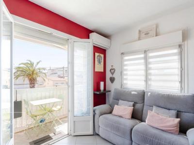 For sale Narbonne 2 rooms 33 m2 Aude (11100) photo 2