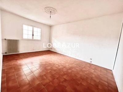 For sale Vallauris 2 rooms 41 m2 Alpes Maritimes (06220) photo 2