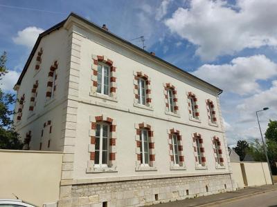 For sale Bourges 3 rooms 70 m2 Cher (18000) photo 0