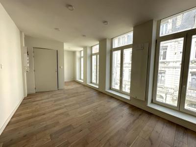 For sale Lille 3 rooms 74 m2 Nord (59800) photo 0