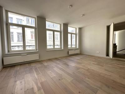 For sale Lille 4 rooms 75 m2 Nord (59800) photo 0