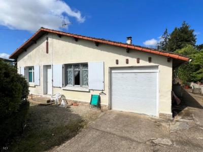 For sale Ruffec 4 rooms 74 m2 Charente (16700) photo 1