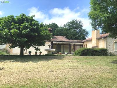 For sale Perigueux 7 rooms 265 m2 Dordogne (24000) photo 2