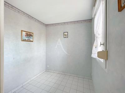 For rent Balaruc-les-bains 1 room 25 m2 Herault (34540) photo 3