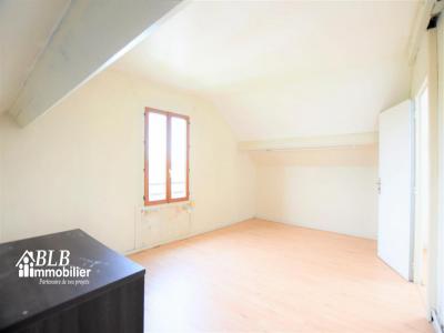 For sale Essarts-le-roi 1 room 26 m2 Yvelines (78690) photo 0