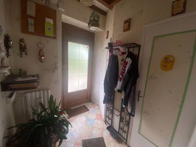 For sale Ernee 5 rooms 77 m2 Mayenne (53500) photo 4