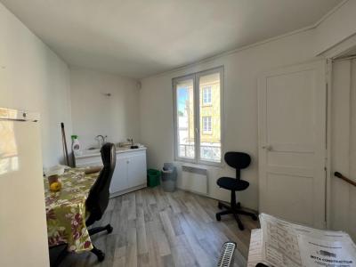 For sale Clermont 3 rooms 87 m2 Oise (60600) photo 2