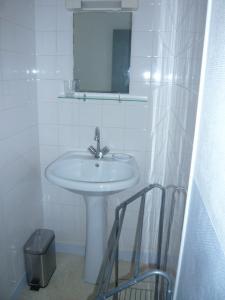 For rent Laval 1 room 18 m2 Mayenne (53000) photo 2