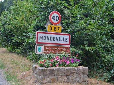 For sale Mondeville 5 rooms 103 m2 Essonne (91590) photo 2