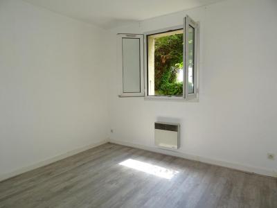 For rent Elancourt 2 rooms 41 m2 Yvelines (78990) photo 3