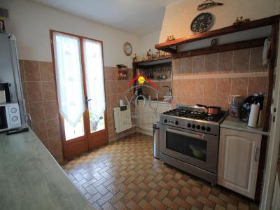 For sale Meru 4 rooms 65 m2 Oise (60110) photo 4