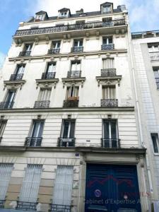 For sale Paris-18eme-arrondissement 1 room 9 m2 Paris (75018) photo 0