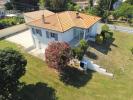 For sale House Aigre  122 m2 5 pieces