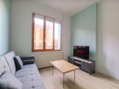 For rent Romainville 1 room 20 m2 Seine saint denis (93230) photo 0