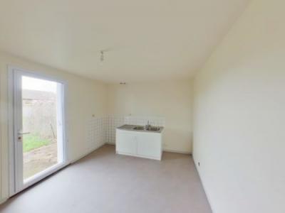 For sale Nerondes 3 rooms 69 m2 Cher (18350) photo 3