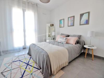 For sale Montpellier 3 rooms 65 m2 Herault (34070) photo 2