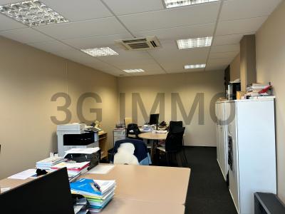For sale Bordeaux 1 room 30 m2 Gironde (33000) photo 1