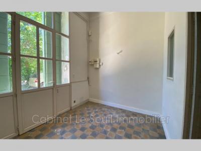 Annonce Location Commerce Apt 84