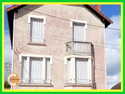 For sale Commentry 5 rooms 110 m2 Allier (03600) photo 0
