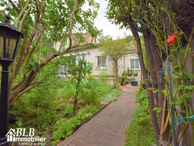 For sale Issy-les-moulineaux 5 rooms 110 m2 Hauts de Seine (92130) photo 0