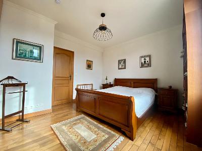For rent Saint-maur-des-fosses 7 rooms 210 m2 Val de Marne (94100) photo 4