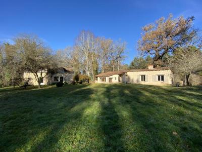 For sale Issac 8 rooms 238 m2 Dordogne (24400) photo 3