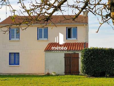 For sale Magnils-reigniers 5 rooms 105 m2 Vendee (85400) photo 0