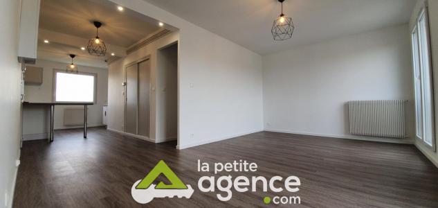 For sale Montlucon 3 rooms 61 m2 Allier (03100) photo 0