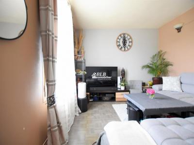 For sale Essarts-le-roi 3 rooms 38 m2 Yvelines (78690) photo 0