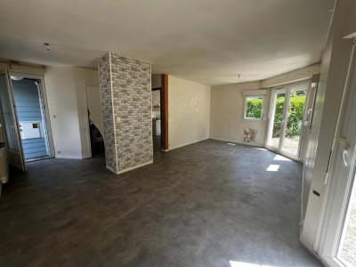 For sale Blanzy 4 rooms 97 m2 Saone et loire (71450) photo 2