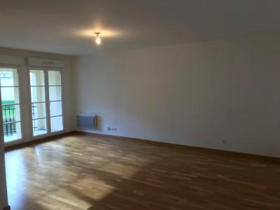 For rent Reims 3 rooms 69 m2 Marne (51100) photo 3